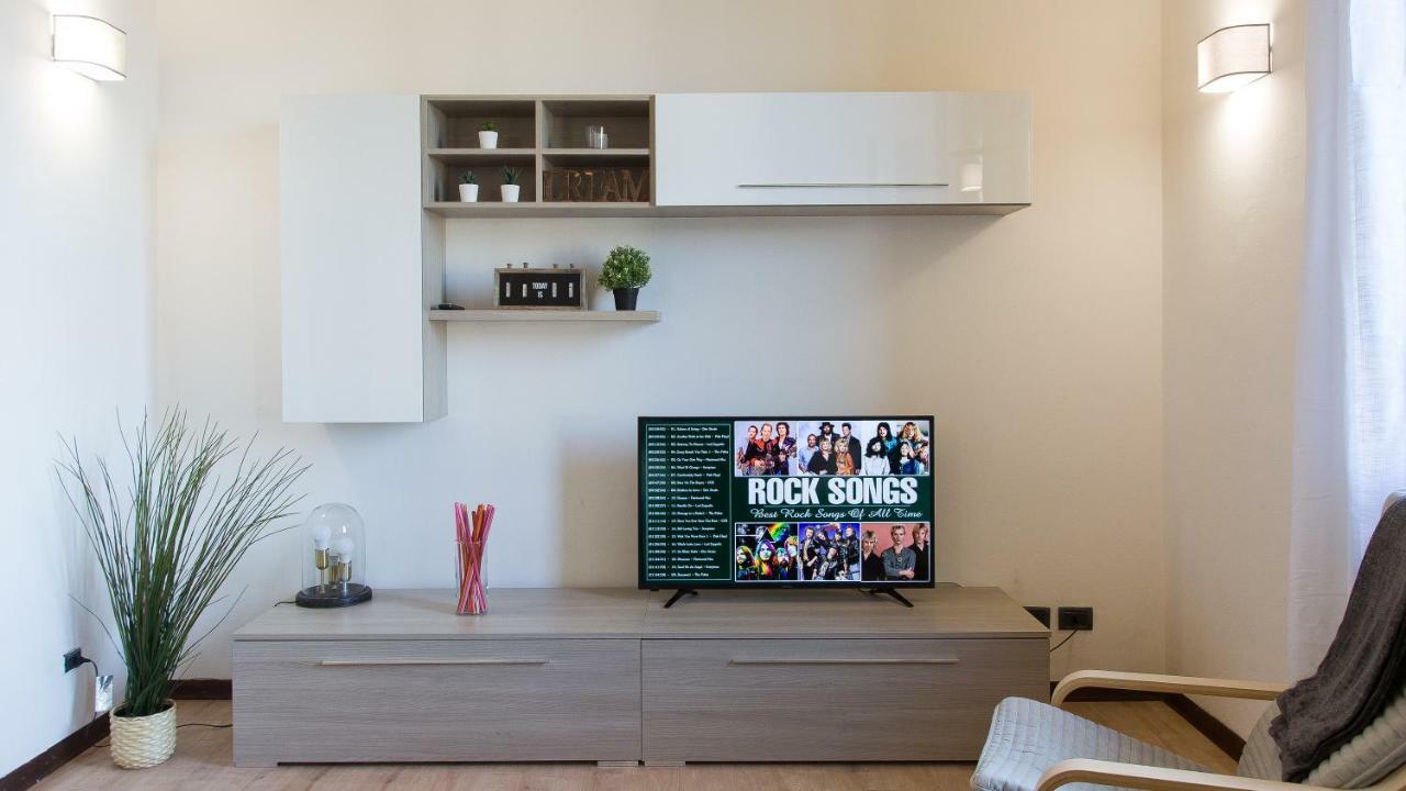 Rental In Rome - Santa Maria Novella Palace Firenze Bagian luar foto