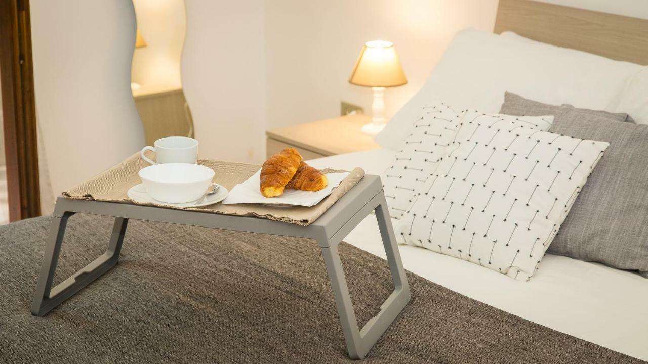Rental In Rome - Santa Maria Novella Palace Firenze Bagian luar foto